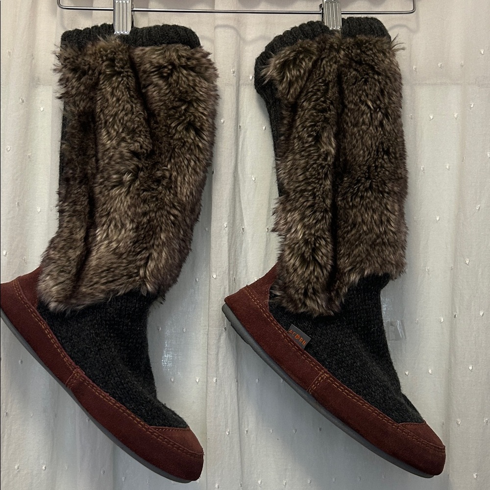 Acorn Slouch Boot/Slipper Women’s 5-6 Black/Brown Faux Fur Trim Loungewear - Picture 7 of 14